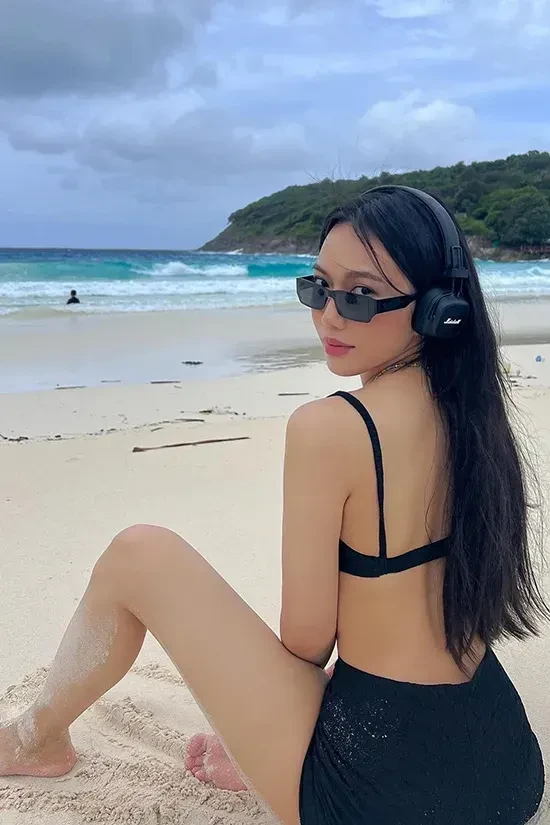 Gái đẹp mặc mang lại cảm giác hài hòa và sự quyến rũ tự nhiên