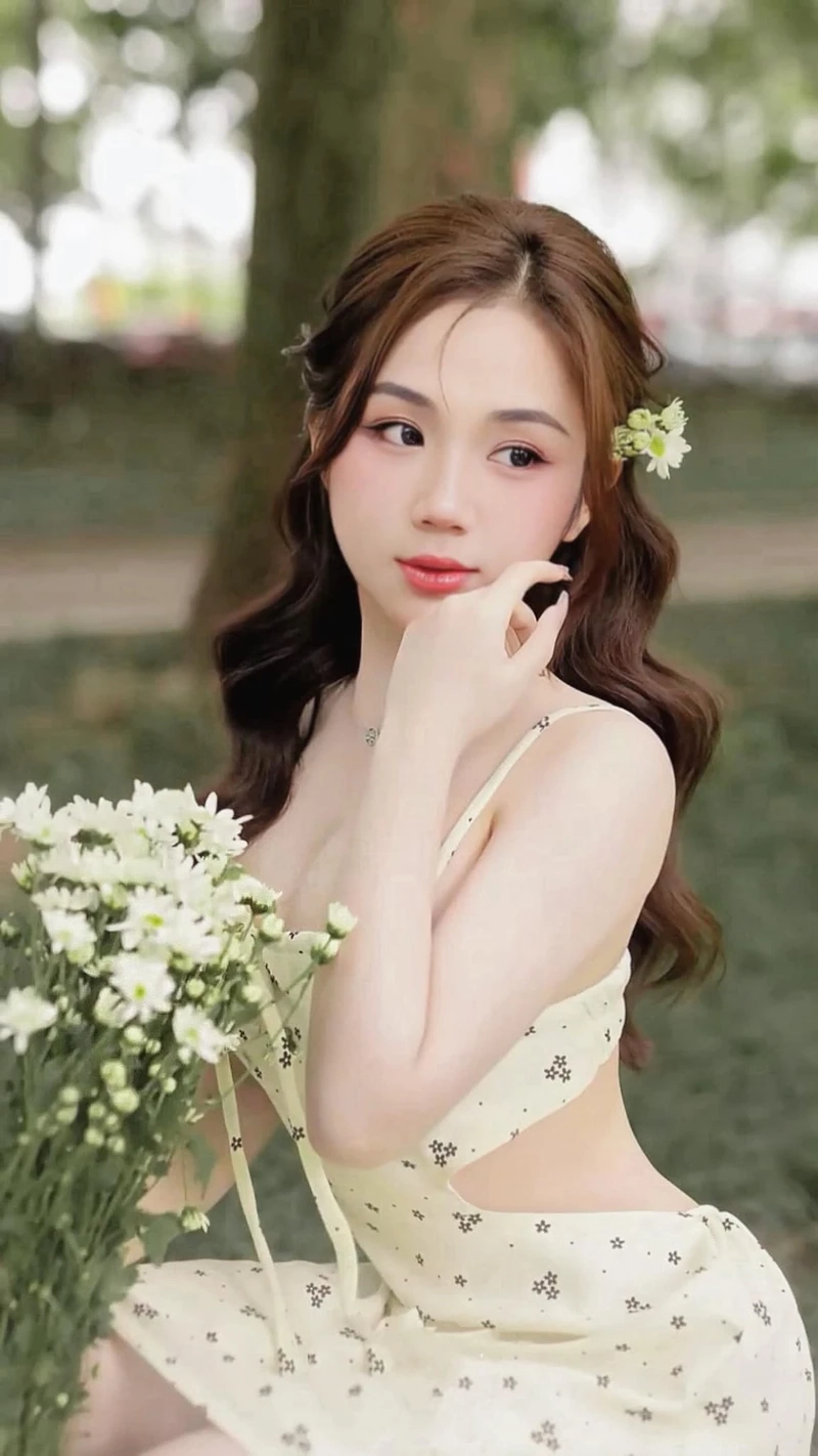 Gái xinh 2k5 học sinh mang đến vẻ đẹp trong sáng và dễ thương