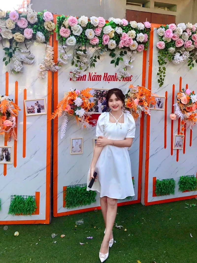 Ảnh chụp trước gương phong cách thể thao thể hiện cá tính mạnh mẽ